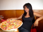 566  big pizza.JPG